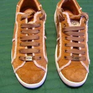 UGG Spill Seam Chestnut Sneakers Size 9.5
